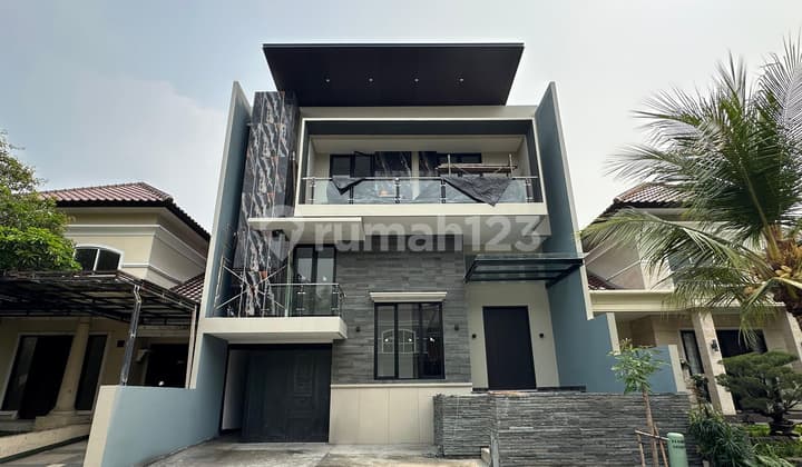 RUMAH MINIMALIS SPLIT LEVEL CITRALAND DKT GWALK DAN PAKUWON MALL