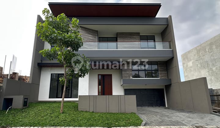 Rumah Mewah Baru Pakuwon Indah Dekat Citraland & Graha Family