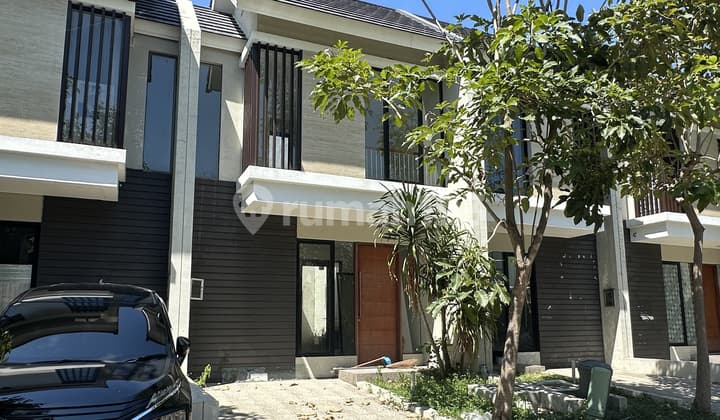 RUMAH BARU CITRALAND NORTHWEST PARK, LAKE, HILL, CENTRAL SURABAYA