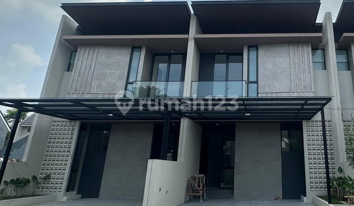 Rumah Minimalis Modern Citraland Dekat Graha Natura dan Pakuwon