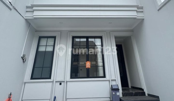 Nice New House Brand New European Model North Facing Janur Kuning Kelapa Gading
