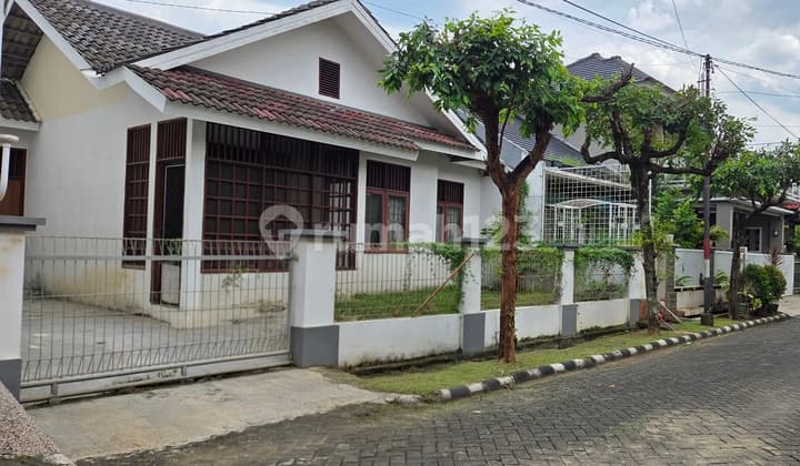 Murah Rumah 1 Lantai 10X21.6 Kemang Pratama 1 Jalan Lebar Bekasi Selatan