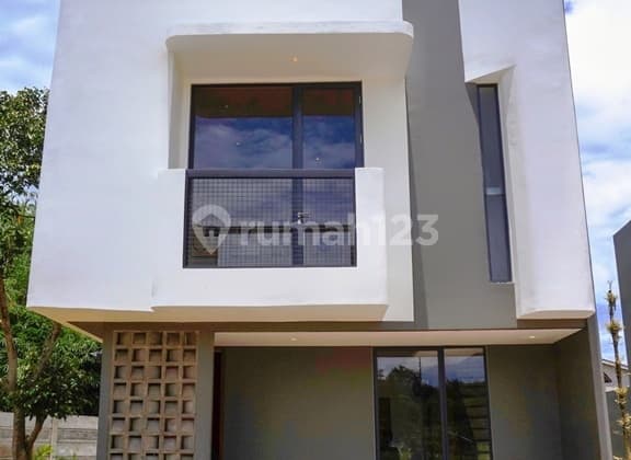 Rumah 3 Kamar di Bsd, Tangerang Dekat Exit Toll , Krl Dan Aeon