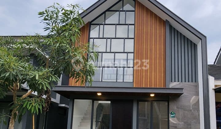 Modern Serpong Ready-to-Occupy Home, Semi Furnished Near BSD
