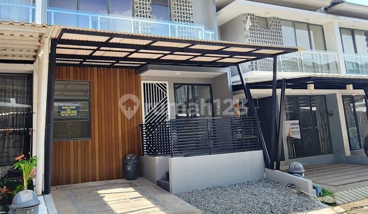 Rumah Siap Huni 2 Lantai 3 Kamar Tidur Dekat Stasiun KRL