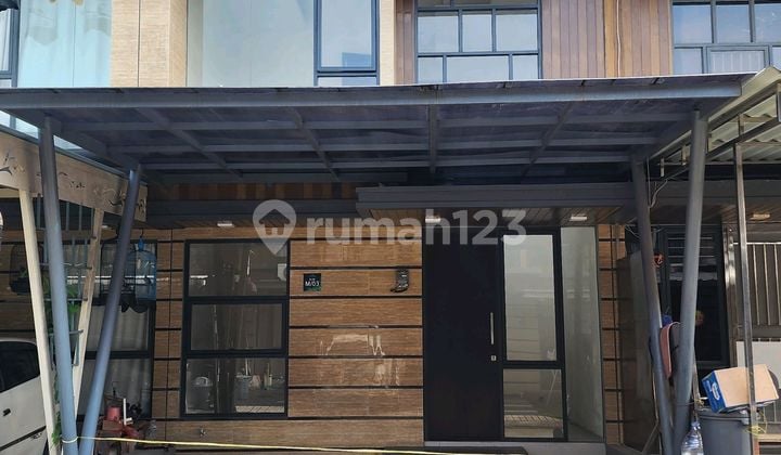 Rumah Mungil 2 Lantai Siap Huni Dekat Gading Serpong