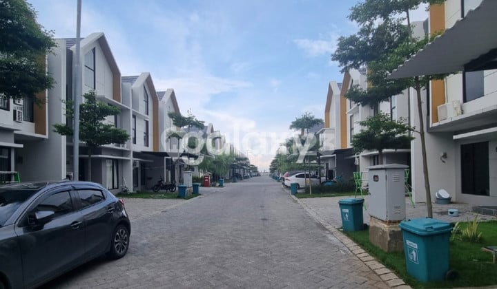 FOR RENT FULLY FURNISHED BRAND NEW FURNITURE IN EASTERN PARK HOUSING ESTATE