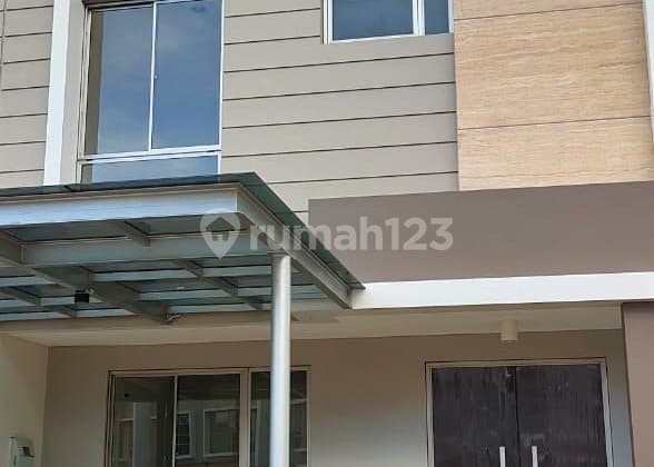 PIANO, GOLF ISLAND, PANTAI INDAH KAPUK, LT. 6x12,5, 3 Lantai , Harga Rp.120juta/th