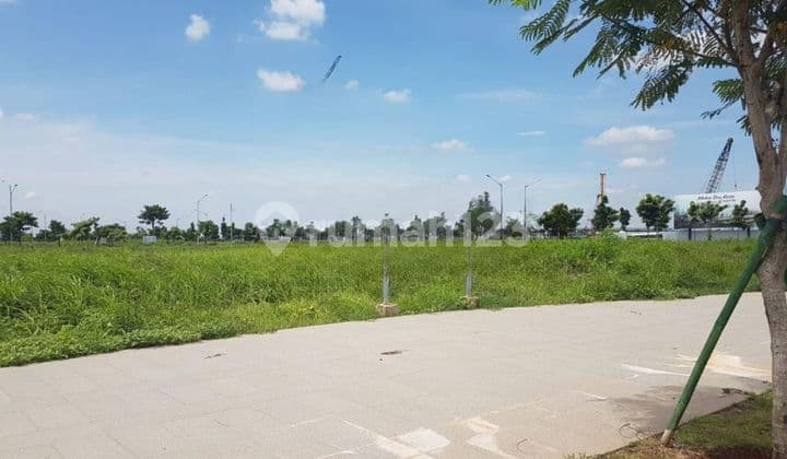 Kavling Komersial Depan Cbd Pik2 Boulevard 2200m2.. Harga Rp.50.000/M2/Bulan... Hub: 0815xxxxxxxx