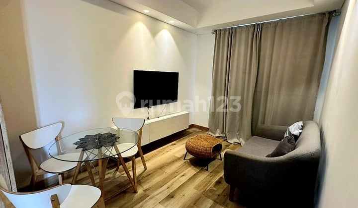 Apartemen Gold Coast 2 Kt, Fully Furnish, Sangat Bagus