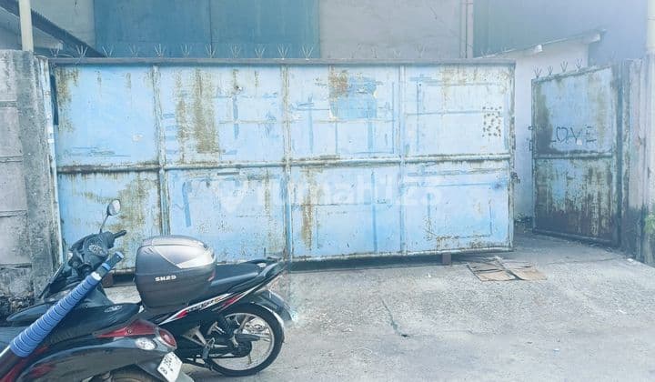 Gudang Kamal Indah, Lt. 550m2, LB.379m2, Sewa 225 Jt/th, Jual 6,5 M