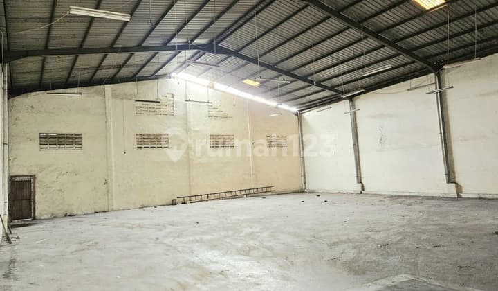 Mutiara Kosambi Warehouse2 (corner), Area 575m2, Rent Rp.220 million/year