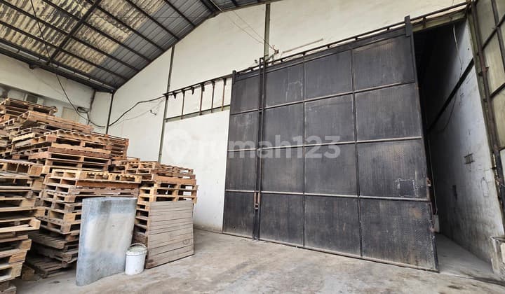 Warehouse 2000, Jl. Cilampe .. Near Soetta Airport