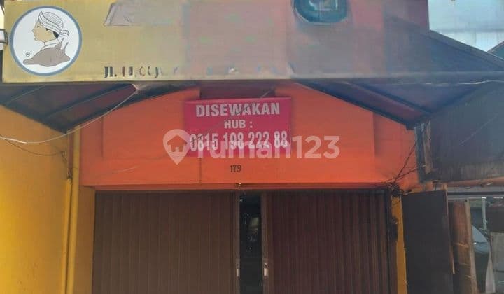 Muara Karang Raya Shop House, 2 floors, Price 200M/year. Restaurant furnishings can be used if desired.