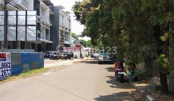 Tnh Bagus Cocok Utk Kantor, Usaha di Setra Sari Mainroad