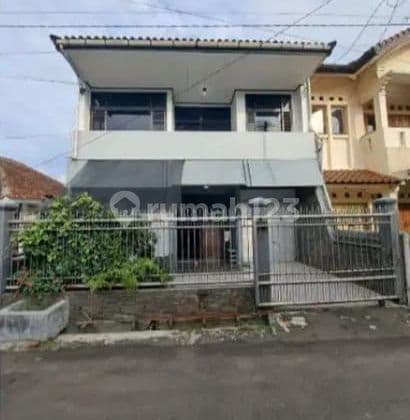 Rumah 2 Lantai Siap Huni di Jl. Cikutra Bandung