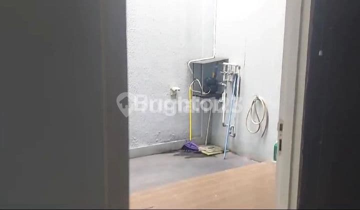 Rumah rapi kan di Grisea Timur