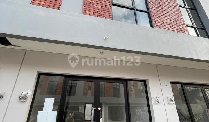 Ruko 2 Lantai Siap Usaha di Cbd Bsd, Ruko Yc Hub