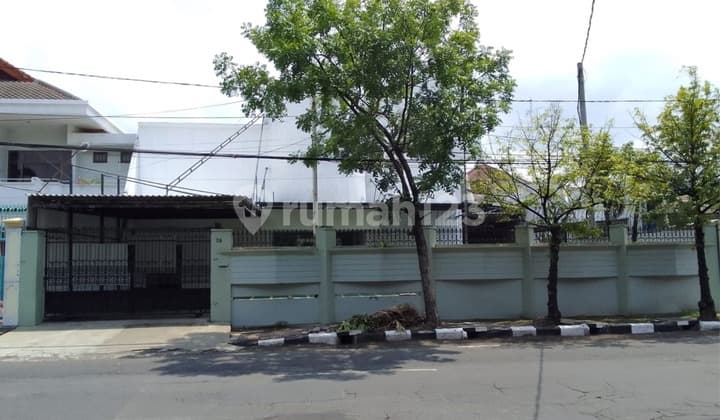 Rumah Usaha Raya Jemursari Surabaya