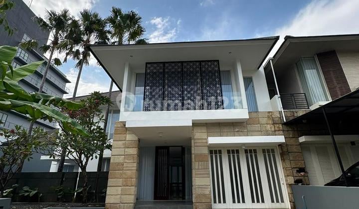 For Rent: Royal Residence House in Surabaya with Private Swimming Pool.