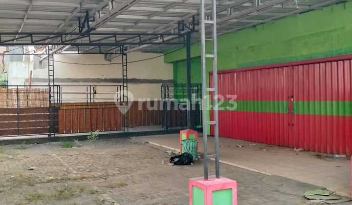 Disewakan Tempat Usaha Ruko di Raya Panglima Sudirman Probolinggo