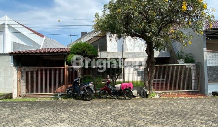 STRATEGIC LOCATION HOUSE NEAR ITS AND UNAIR IN MANYAR STRATEGIC LOCATION HOUSE NEAR ITS AND UNAIR IN MANYAR