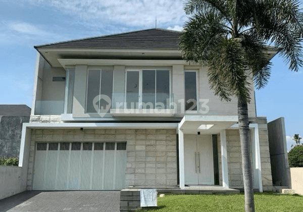 Ready-to-Occupy House Raffles Garden Citraland West Surabaya