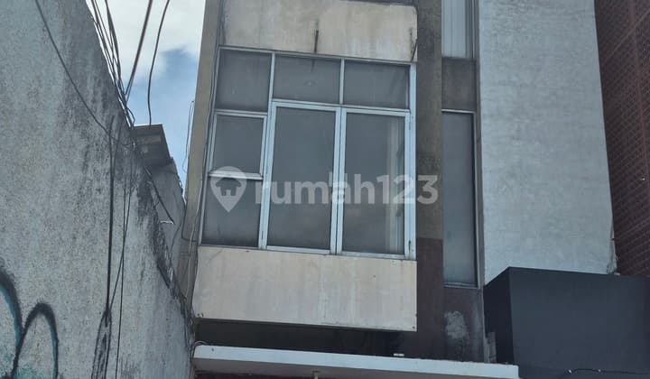 Veteran Raya Shop House for Rent