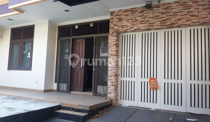 Puri Indah, Puri Kencana - JT