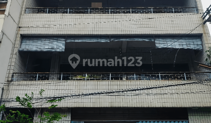 Dijual & Disewakan Ruko 3 Lantai Jl. Pegirian