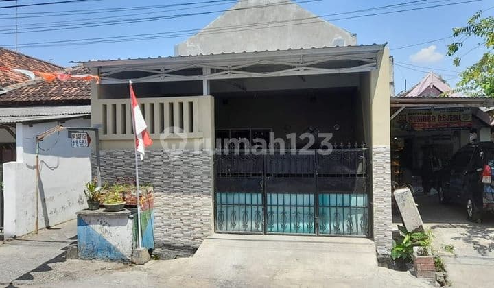 Dijual Rumah Jalan Petemon Surabaya Pusat