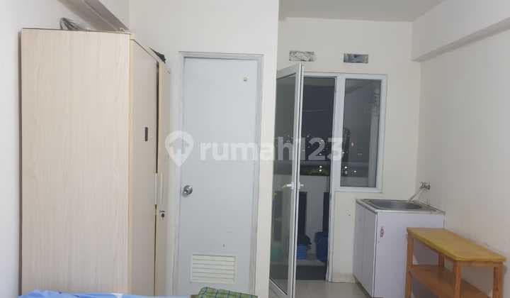 Unit Studio Harga Non Furnished di Apartemen Green Pramuka Jakpus