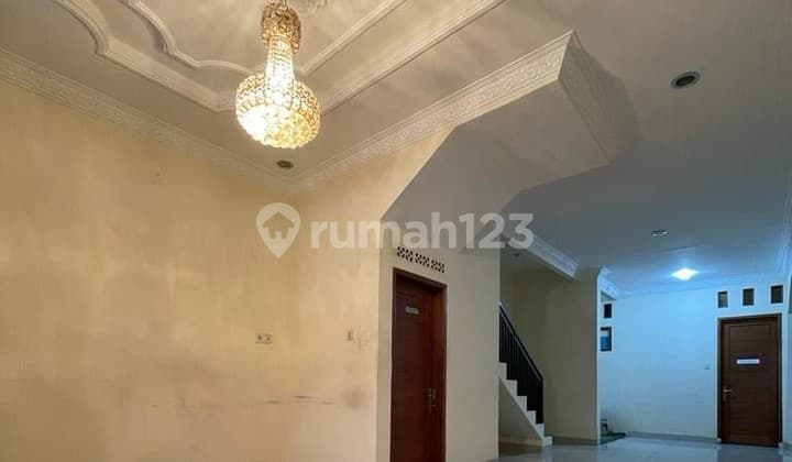 Rumah Kantor Di Tebet