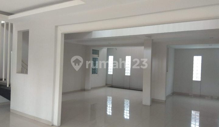 Rumah Bagus di Suryalaya bandung dekat Griya Bubat