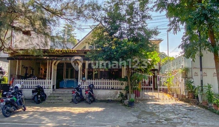 Rumah Cocok Untuk Usaha Area Sayap Riau Sekitar Gedung Sate