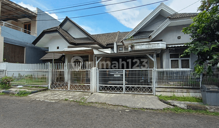 Rumah Bagus Siap Huni Komplek Taman Mutiara Cimahi