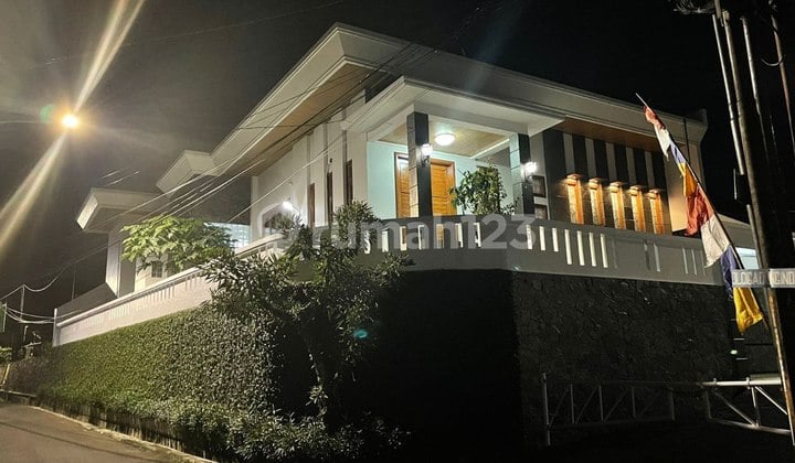 Rumah Mewah Hook Siap Huni Cigadung Dago