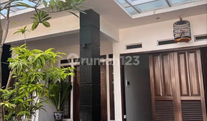Rumah Cantik di Turangga Strategis Depan Horison Furnished