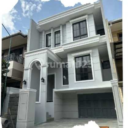 Dijual Rumah Mewah Graha Family Dekat Pakuwon Citraland