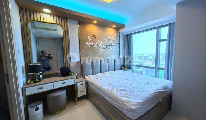 Rent Apartment La Riz Mansion Private Lift 2nd Floor. View City and Bukit Darmo Blud. SHM Certificate.
