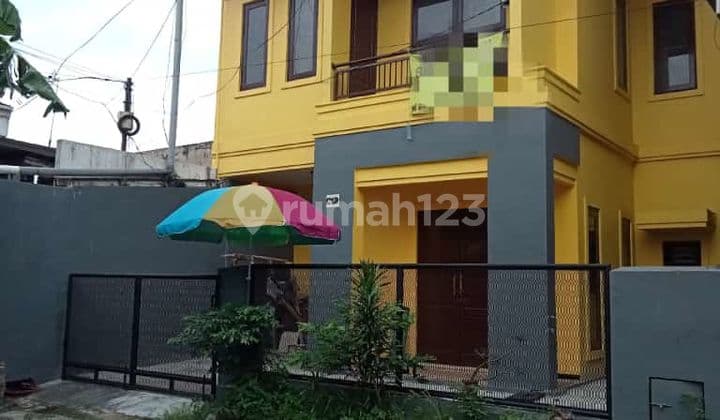 For Sale Strategic House in Jemursari Good Price 1.8M Negotiable (133M2) 2 Floors