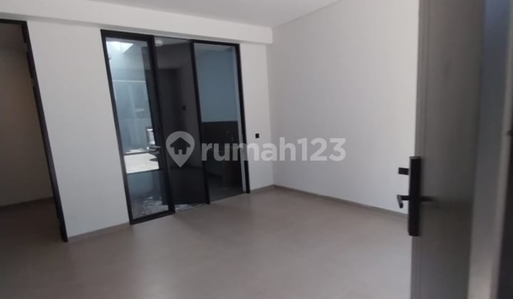 New House for Rent East Surabaya Green Rastern