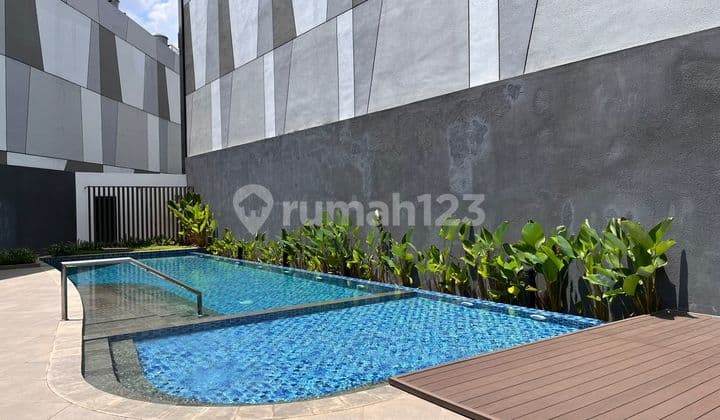 Minimalist Modern House In Tb Simatupang