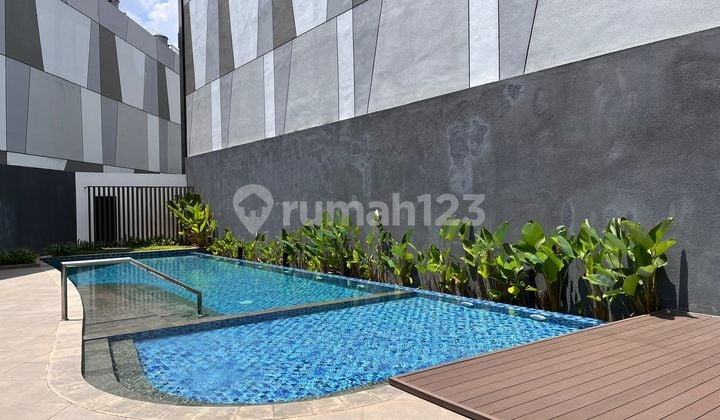 Minimalist Modern House In Tb Simatupang