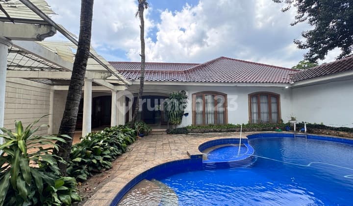 Classic House In Jeruk Purut