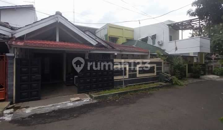 Rumah Siap Huni Di Dalam Komplek Perumahan Pamulang Permai 1 Tangerang Selatan