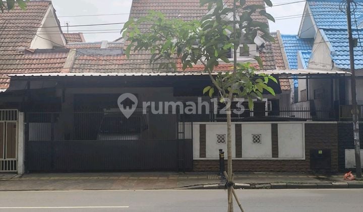 Bsd ~ Rumah di Bawah Harga Pasar, Tanah Luas, Cocok untuk Tinggal dan Usaha di Kencana Loka Bsd Tangsel