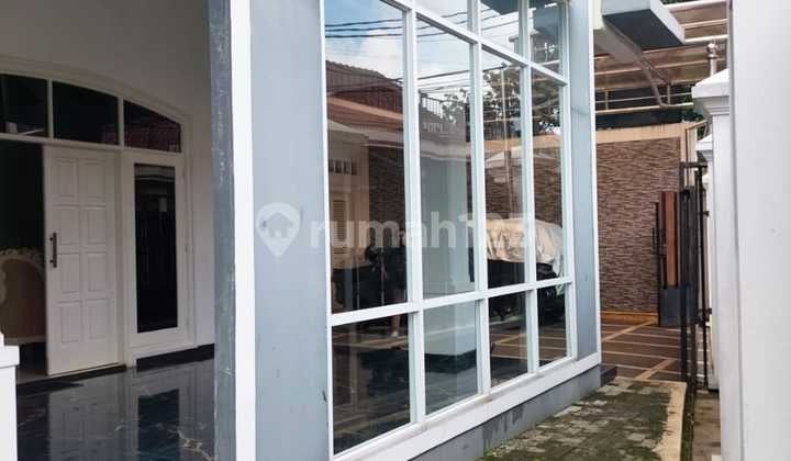 Dijual Murah Rumah Besar Tanah Luas Kolam Renang Di Karang Tengah Lebak Bulus Jakarta Selatan. ~ Lya
