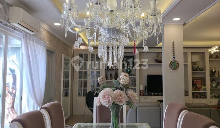 Fully Furnished Olivia House in Alam Sutera, Close to Living World Mall