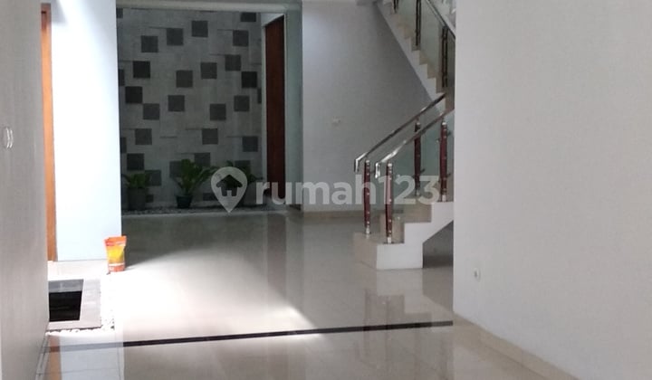 For Rent Fast Comfortable House In Cigadung Inside Cluster